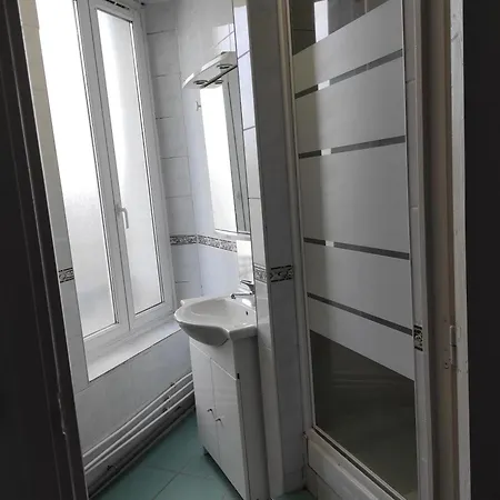 Chaleureux Avec Lits Queen Size Apartman